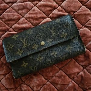 Louis Vuitton Sarah Wallet  Monogram  Credit Long Wallet